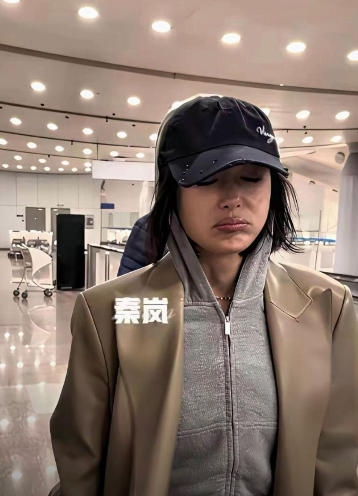 秦岚的变化为什么这么大啊？ 