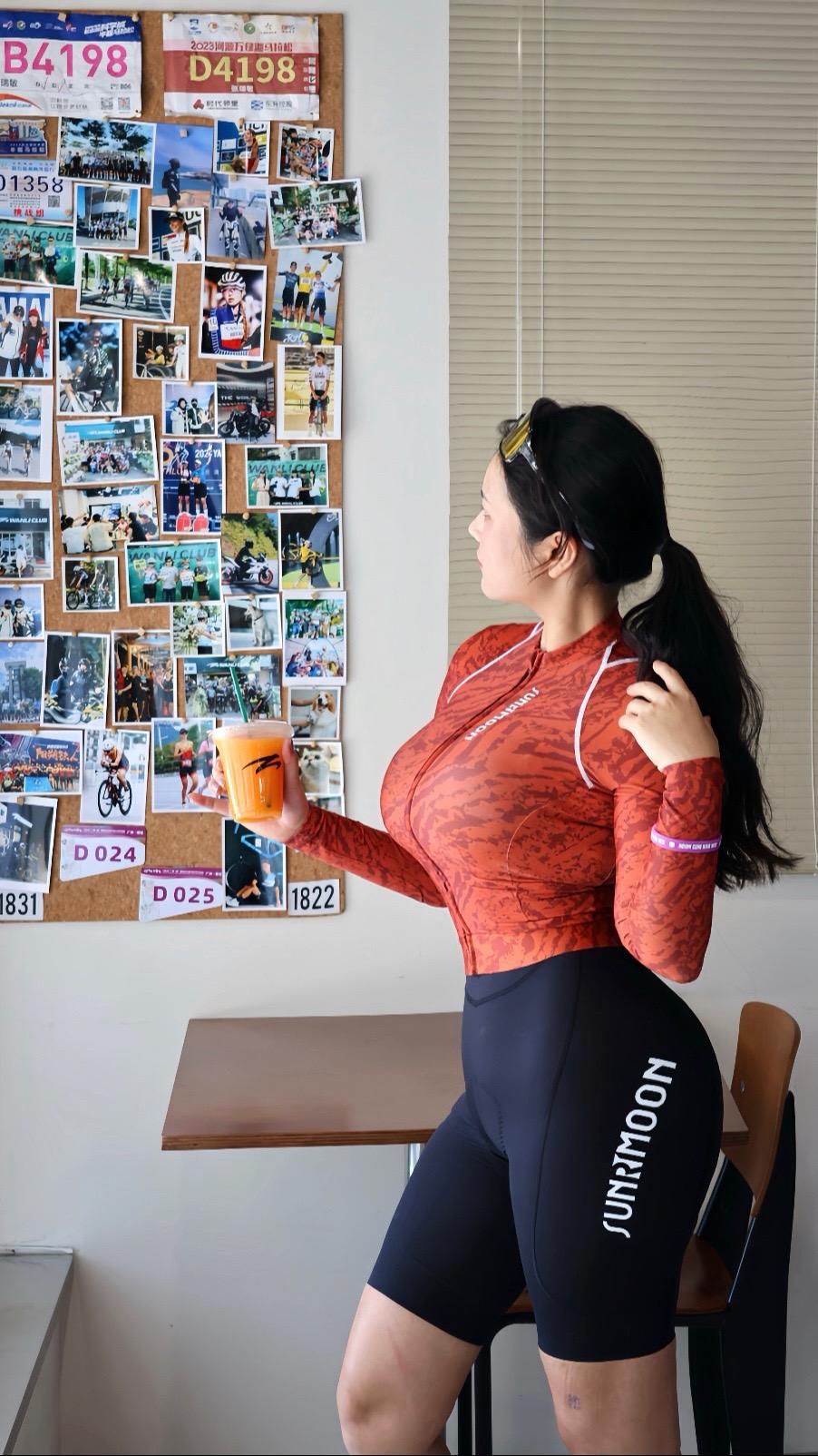 往事暗沉不可追来日之路光明灿烂