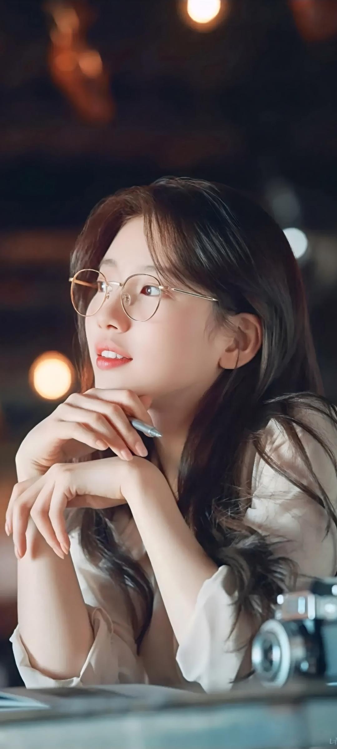 上联：容颜似雪冰肌洁，诚邀下联