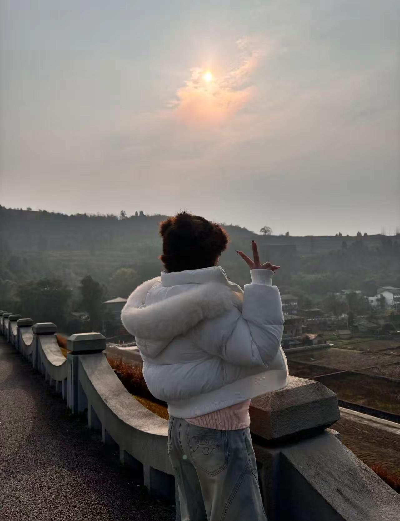 生活最好的状态就是人静  物简  心安