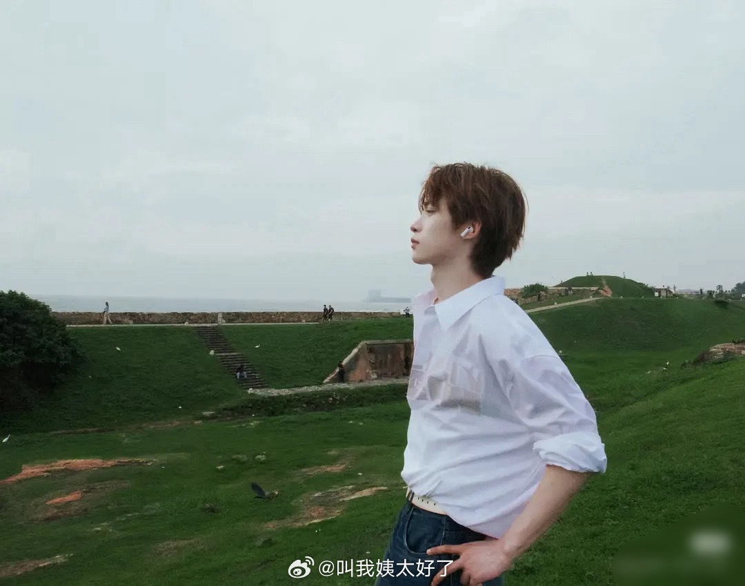 梓渝的粉丝黏性是不是挺强的？plog才发布一个小时互动量就这么高了。🤔梓渝斯里