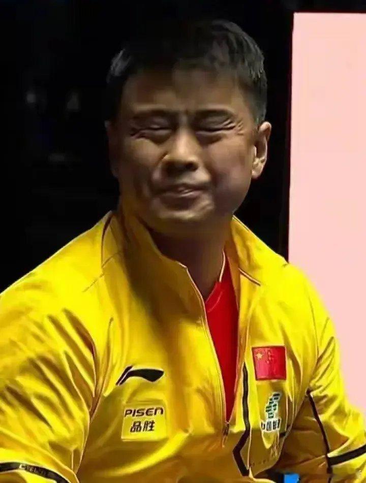 wtt横滨冠军赛男单仅剩王楚钦向鹏王皓心里苦看到林诗栋输球只能一个人默默承受，因