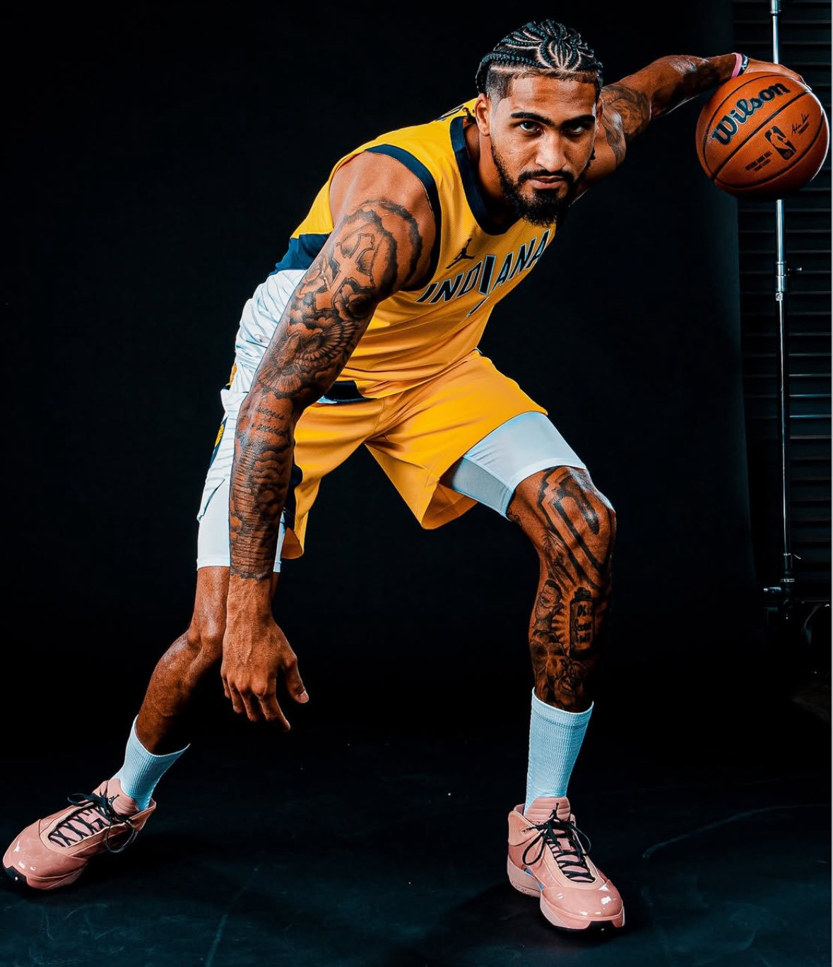 scotto：奥比·托平将于周一接受手术，在他的脚部植入一枚螺钉，步行者主教练卡