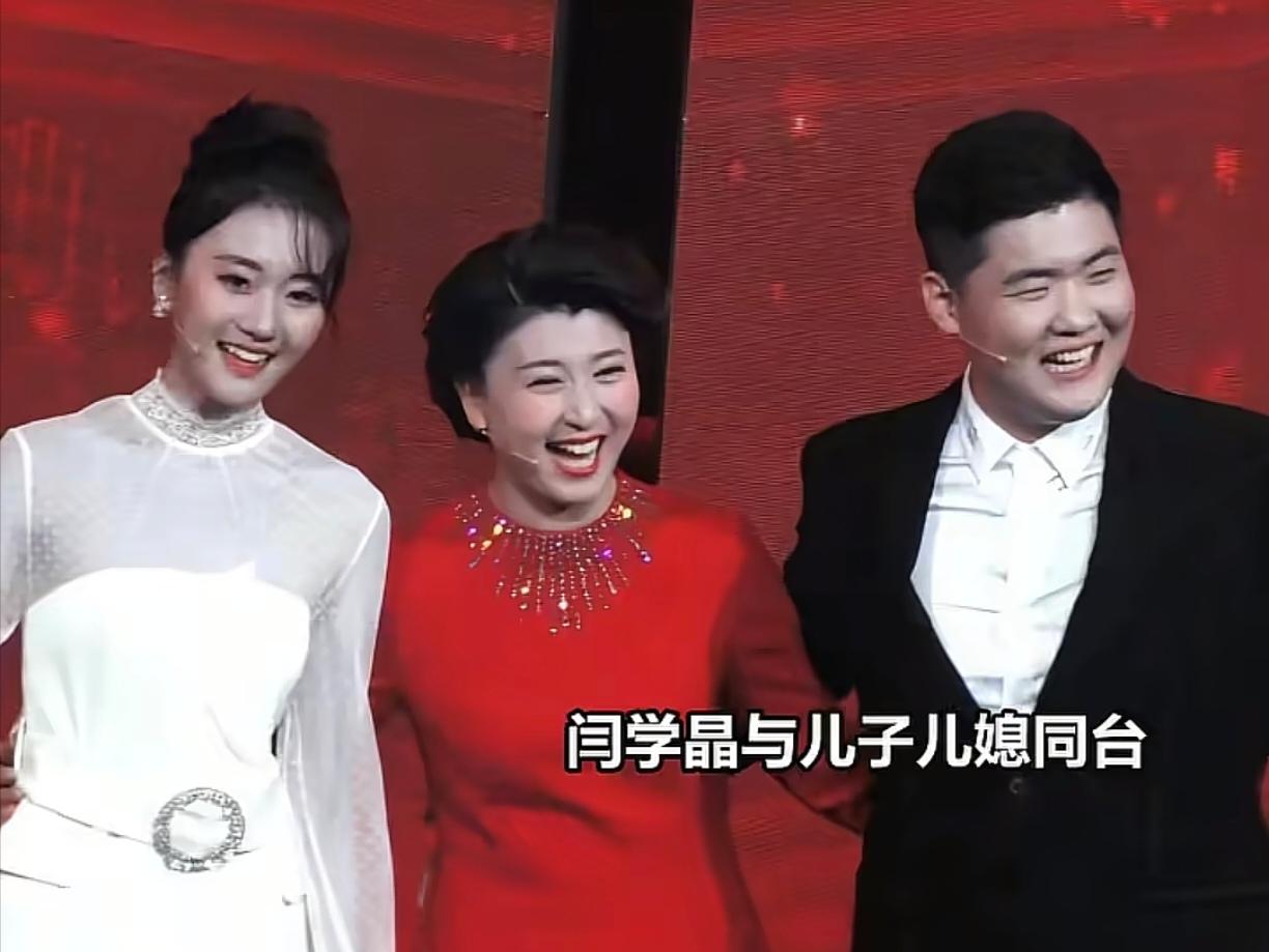 闫学晶这个时候才想着道歉，已经晚了！

要是品牌方没有选择和她解约，平台没有封禁