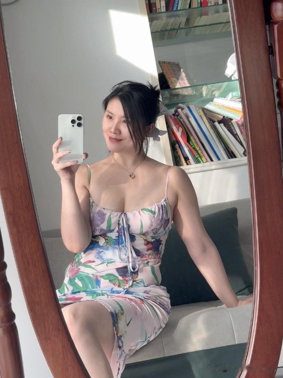 网恋对象准备奔现了，她说自己以前是空姐，兄弟们我需要注意什么？