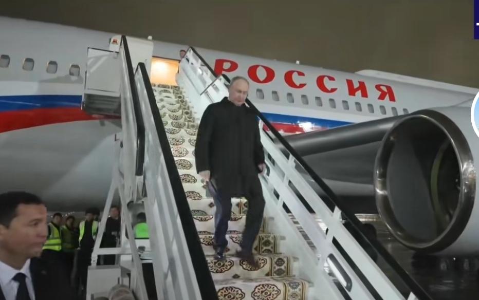 普京抵达土库曼斯坦原来是为这事
       据报道，12月11日深夜，俄罗斯总