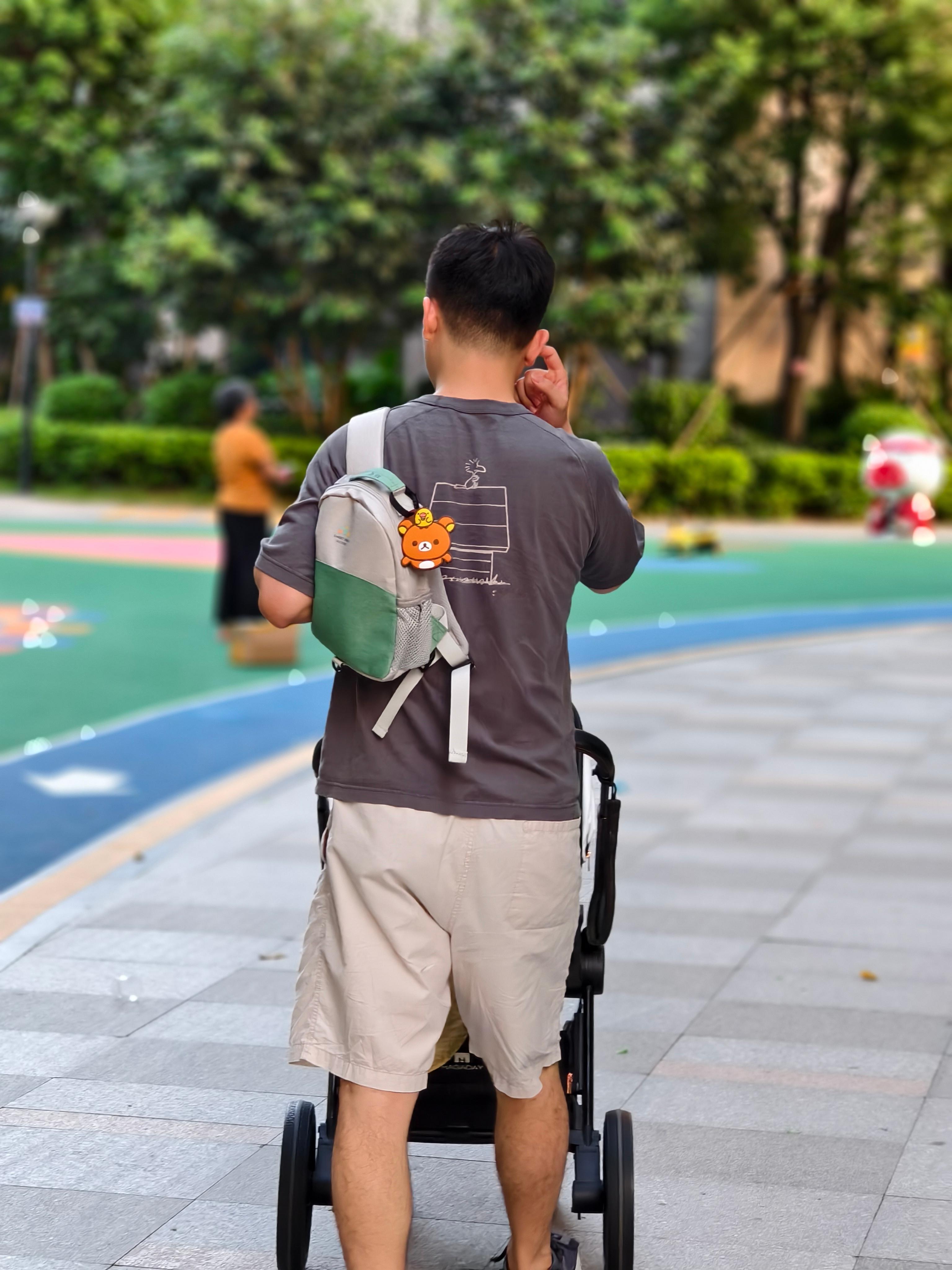 小朋友背略显幼稚，我背刚刚好[流鼻血] ​​​