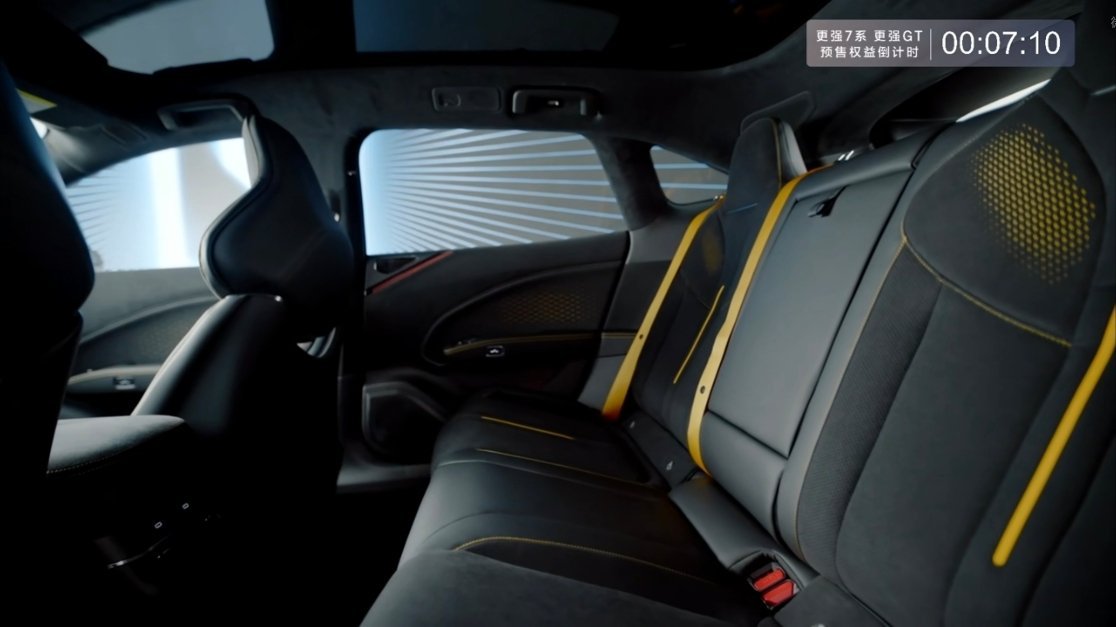 后妈怎么了？就冲这个世界上更好的20万级豪华科技运动座驾，这场伟大的旅行开始了?