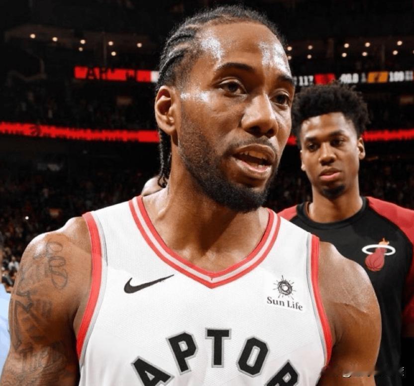 调查一拖再拖！伦纳德交易陷入停滞，NBA联盟办事效率被吐槽
 

科怀·伦纳德与