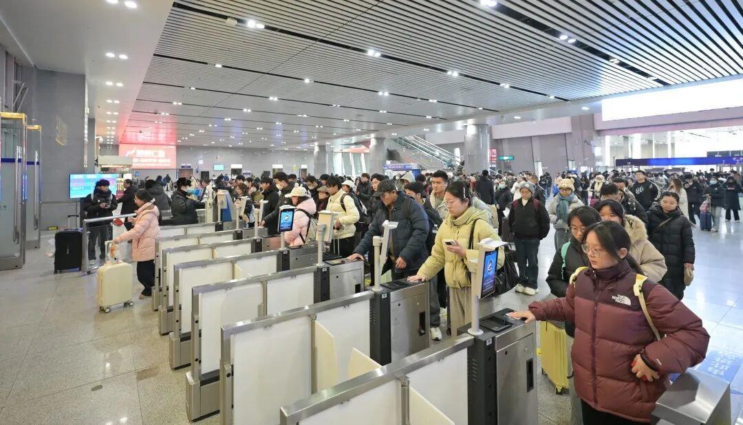 方便异地求职！2026届高校毕业生新增2次单程学生优惠票