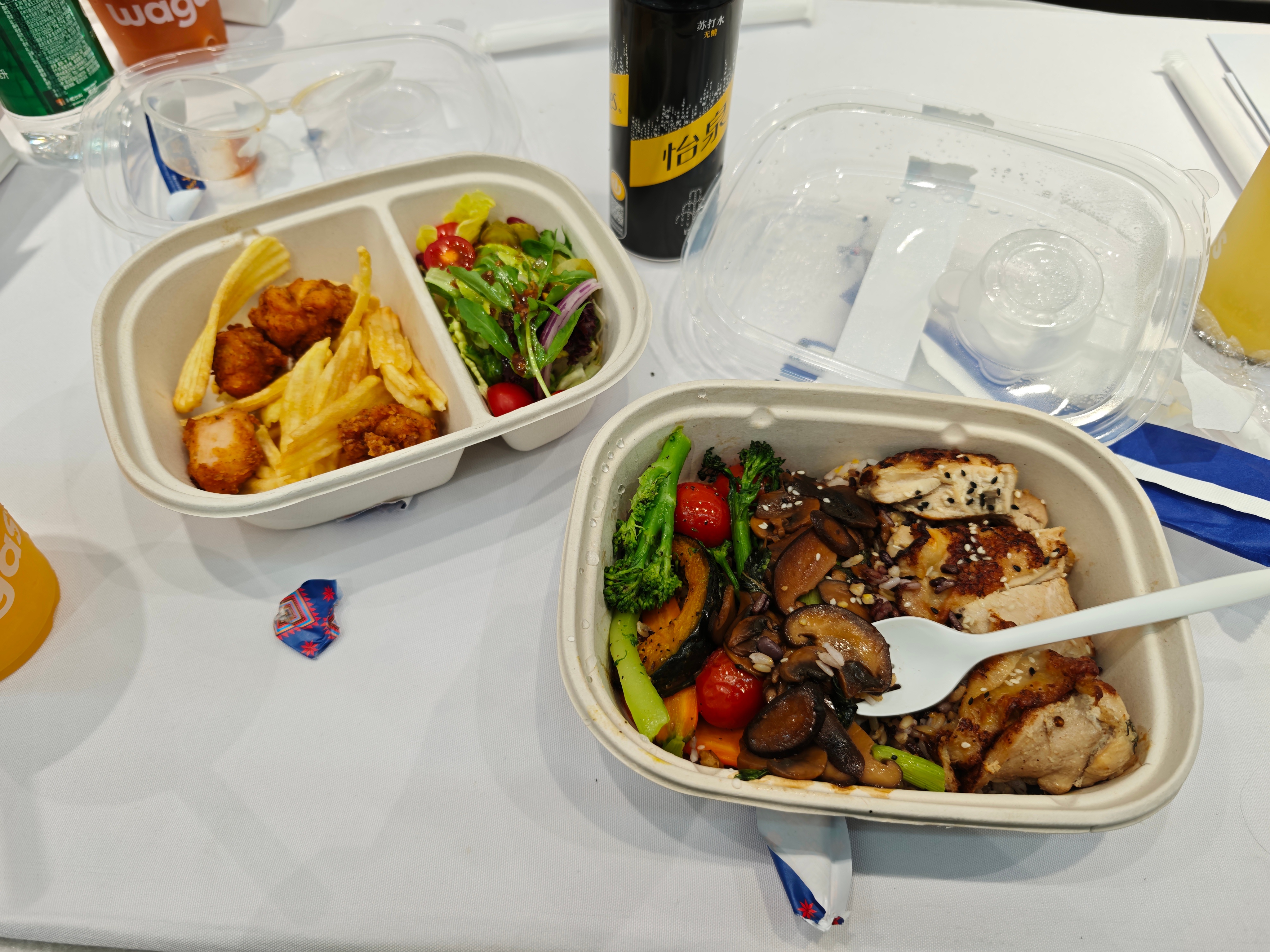 干活儿吃盒饭，很健康啊