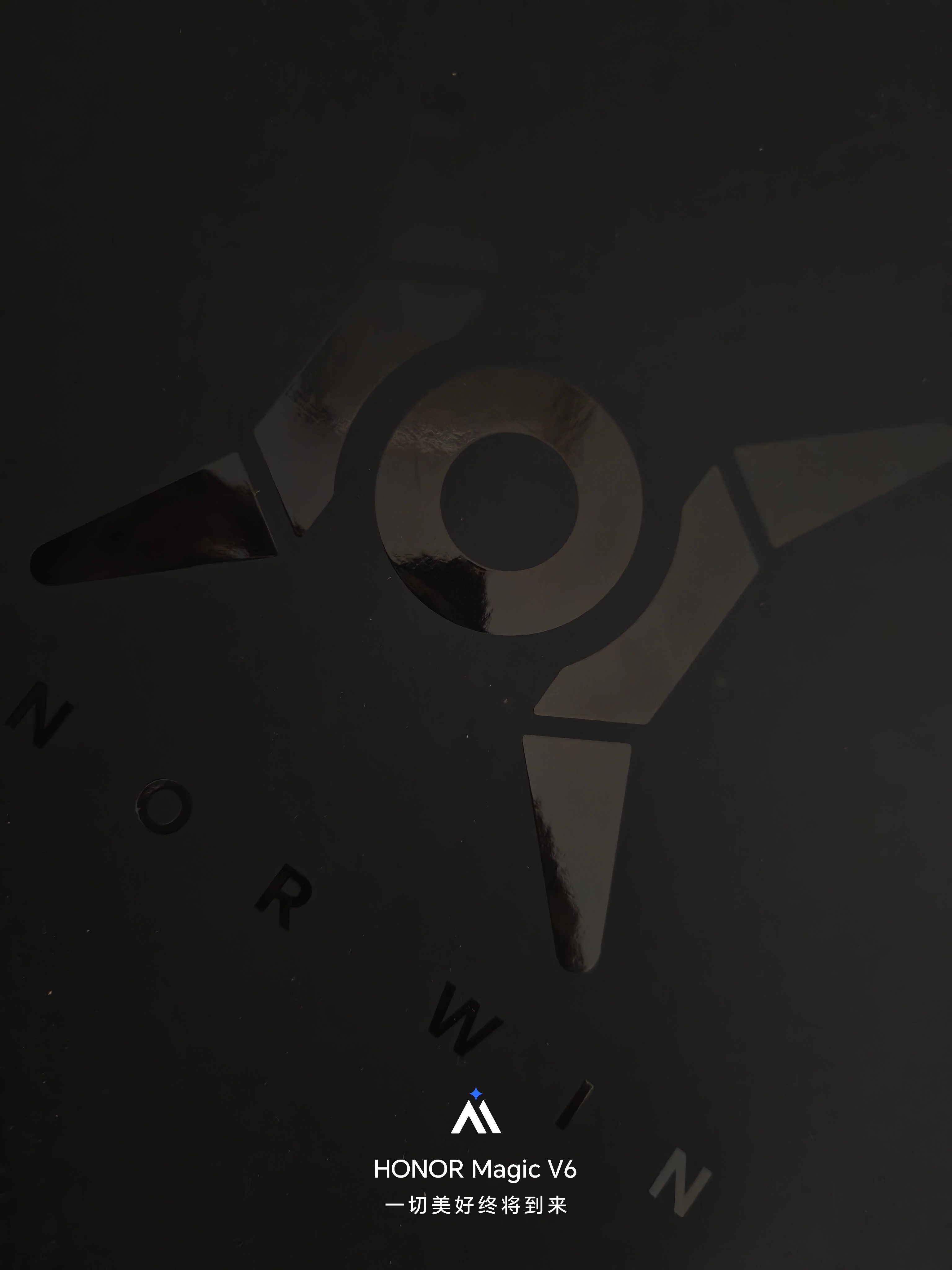 我勒个豆，耀子的WIN游戏本有点帅我收到的是白色版本，如果有黑武士版本估计会帅炸