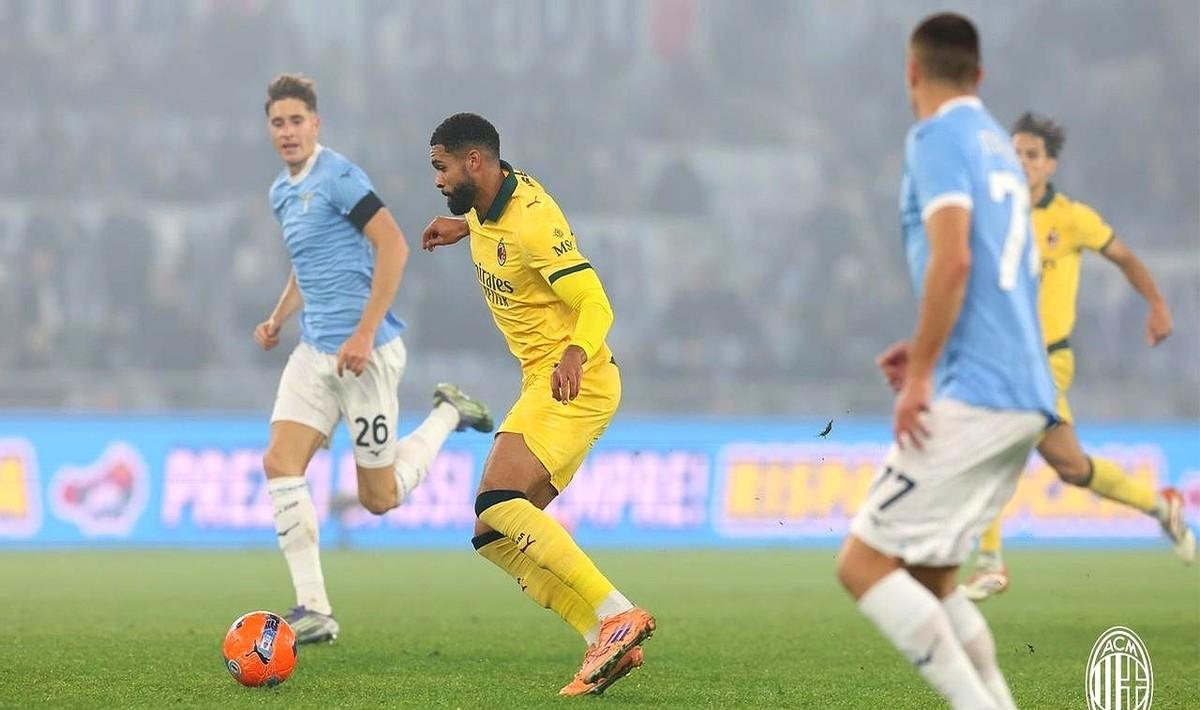 AC米兰把意大利杯踢成了“摆烂秀”——球员们像被按了慢放键，莱奥把单刀踢成“解围