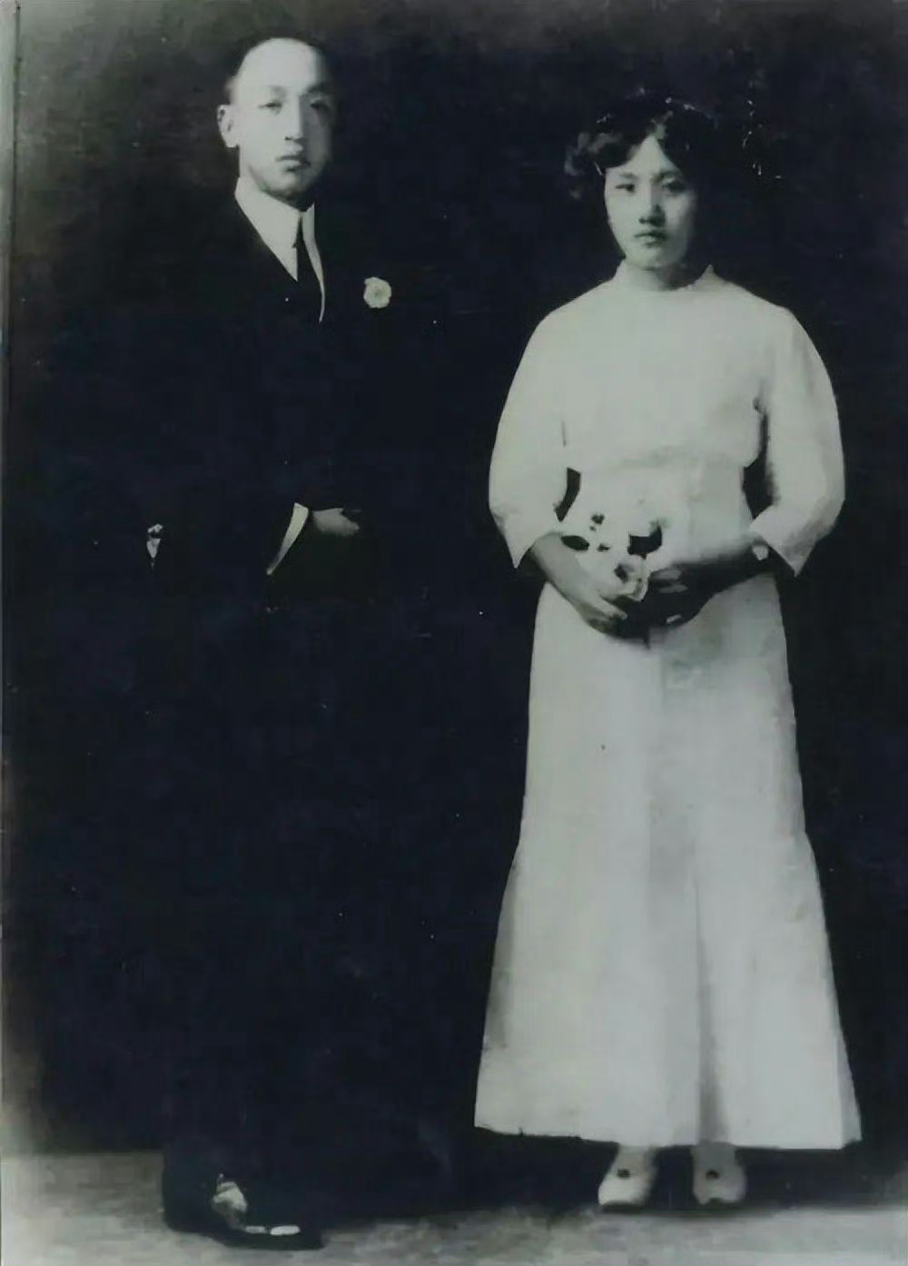 杨紫、欧豪《玉兰花开君再来》 结婚路透还原的董竹君和夏之时结婚造型！！ 