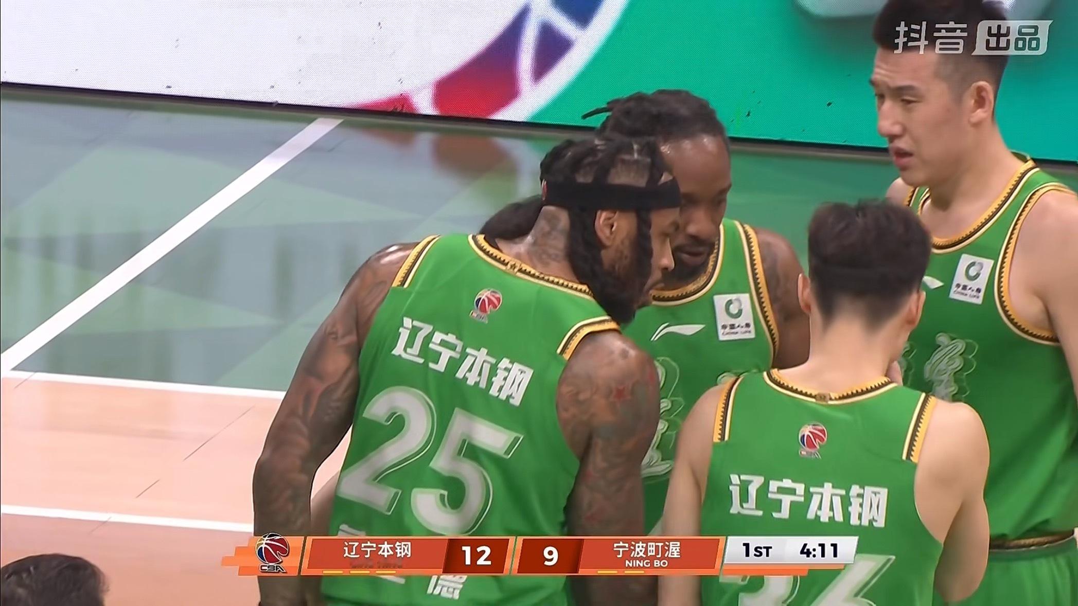 辽宁队现在有开短会的习惯真不错辽宁男篮