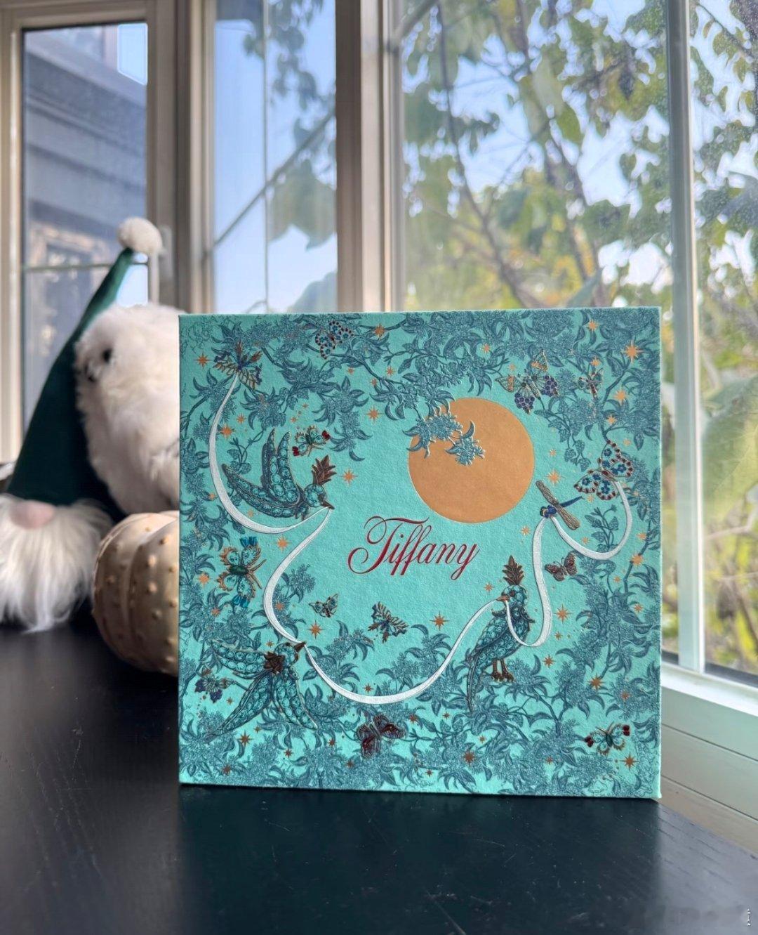 成都宫廷糕点回应Tiffany月饼事件蒂芙尼月饼礼盒，这能花几个钱啊…… ​​​