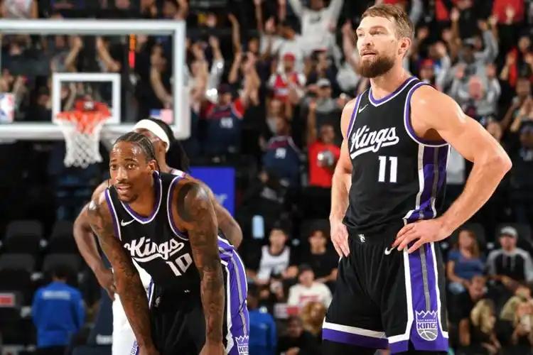 NBA预测继续

国王VS开拓者

国王一波四连胜，全是主场作战。其中不乏有火箭