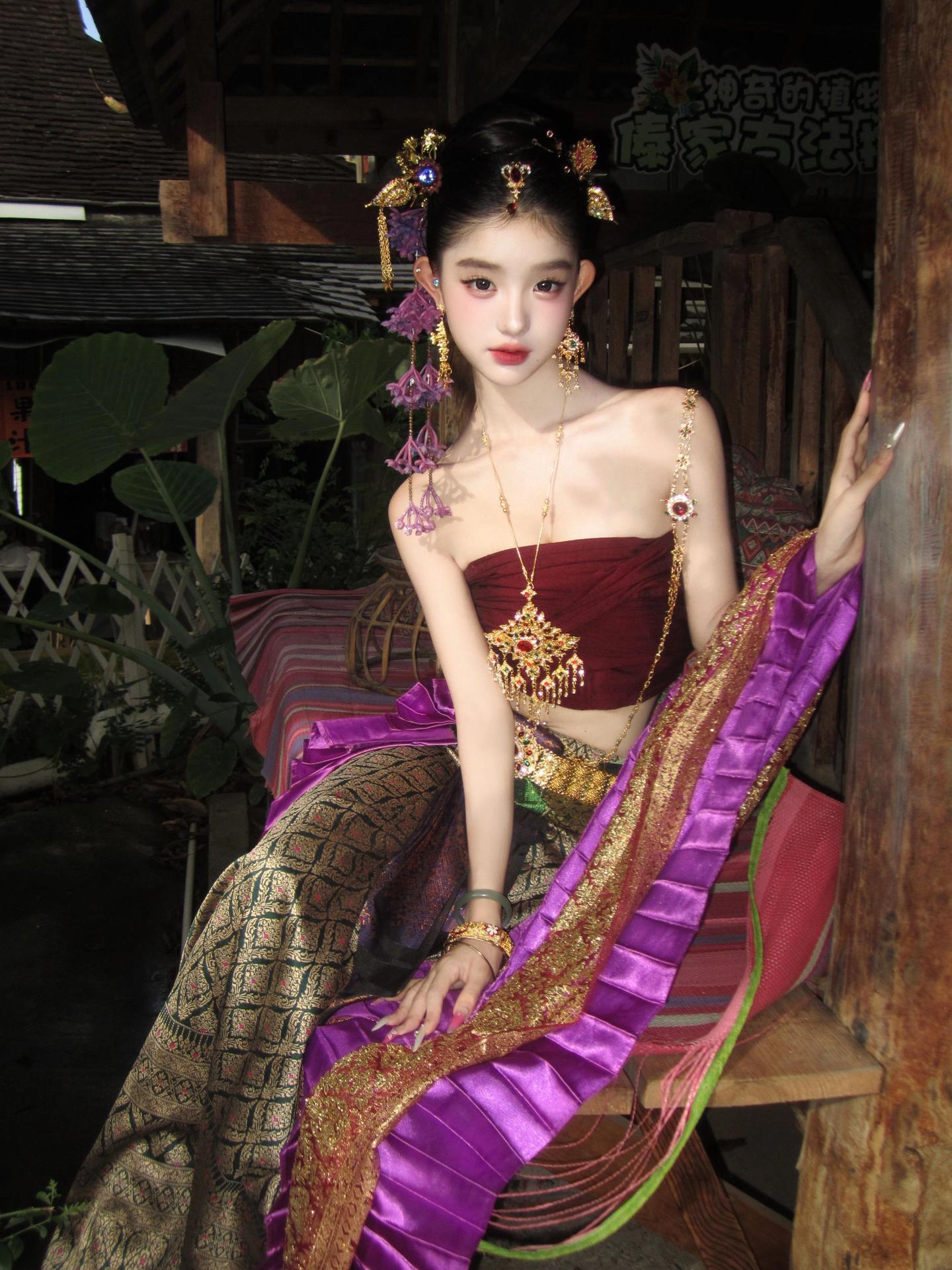 在版纳为妃作傣。