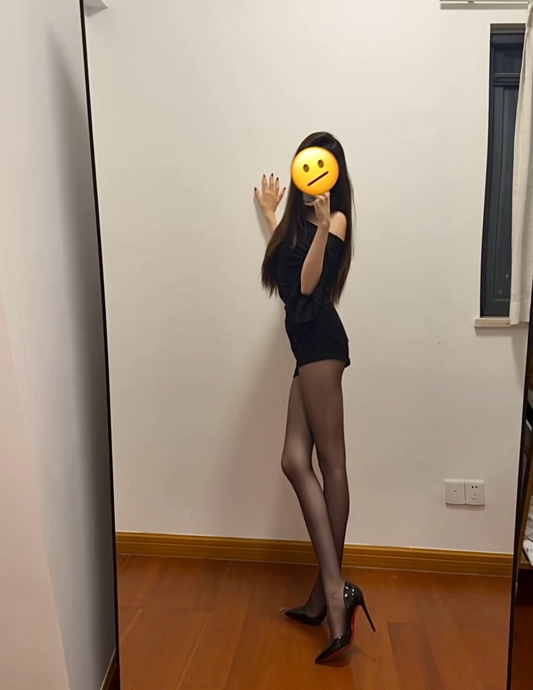虽然不能做你的一片天 但是风雨来的时候我会站在你身边 