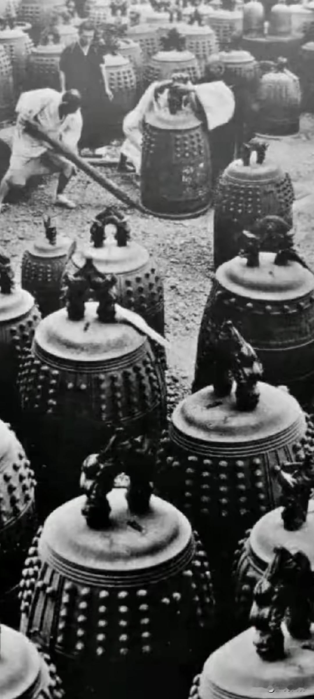 日本鬼子发动的侵略战争，动员了全社会的力量，小日本子各界人士都直接或间接参与了侵