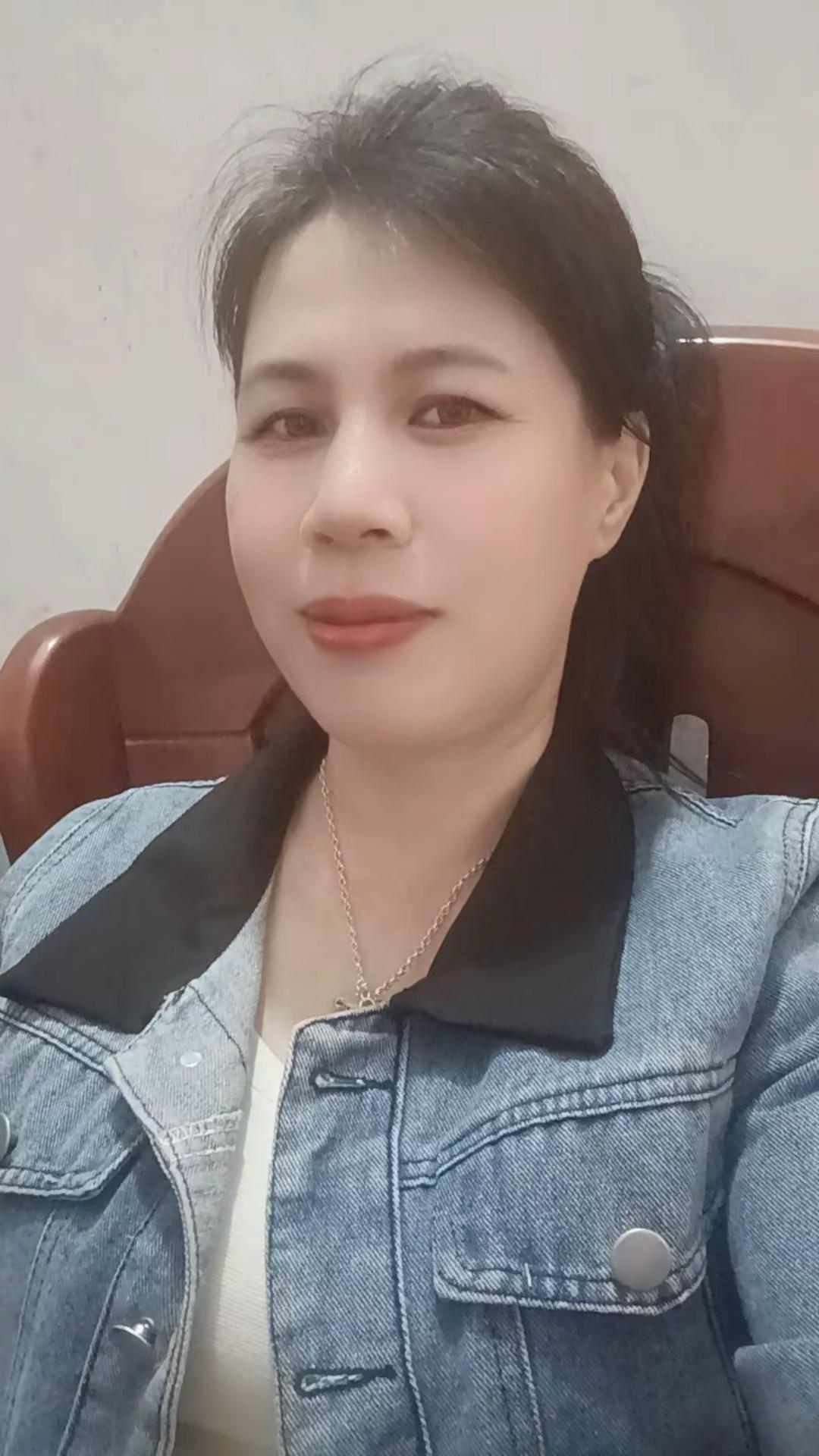 心无杂念 ，一切随便 ，幸福的另一个名字 ，叫普通的一天