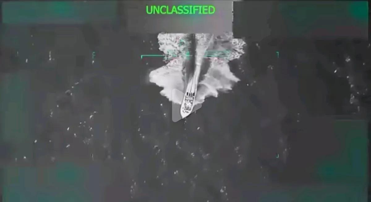 欧洲新闻网报道，当地时间29日，一名白宫知情人士透露，美国总统特朗普，已向战争部