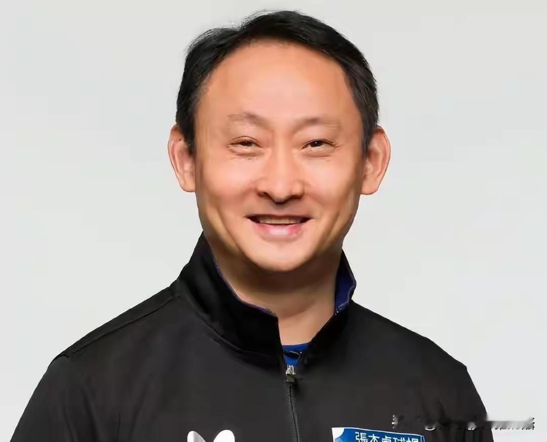 张本宇苦尽甘来，一双儿女排名进前三。
世乒赛儿子和女儿都打进决赛，而且张本美和首