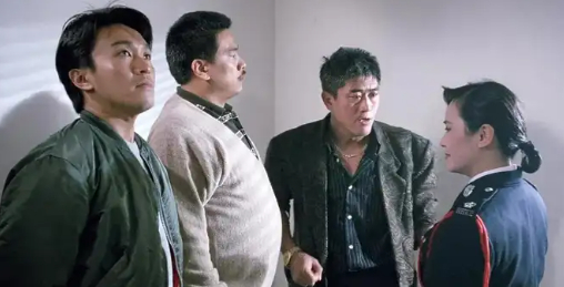 格林和霍福德轮岗的效果，让我想起了这段剧情 