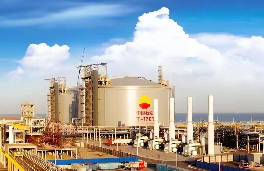 太提气！中国石油从艰难起步到逆袭，看完太骄傲了
 
身为中国人，真的要为咱们的石