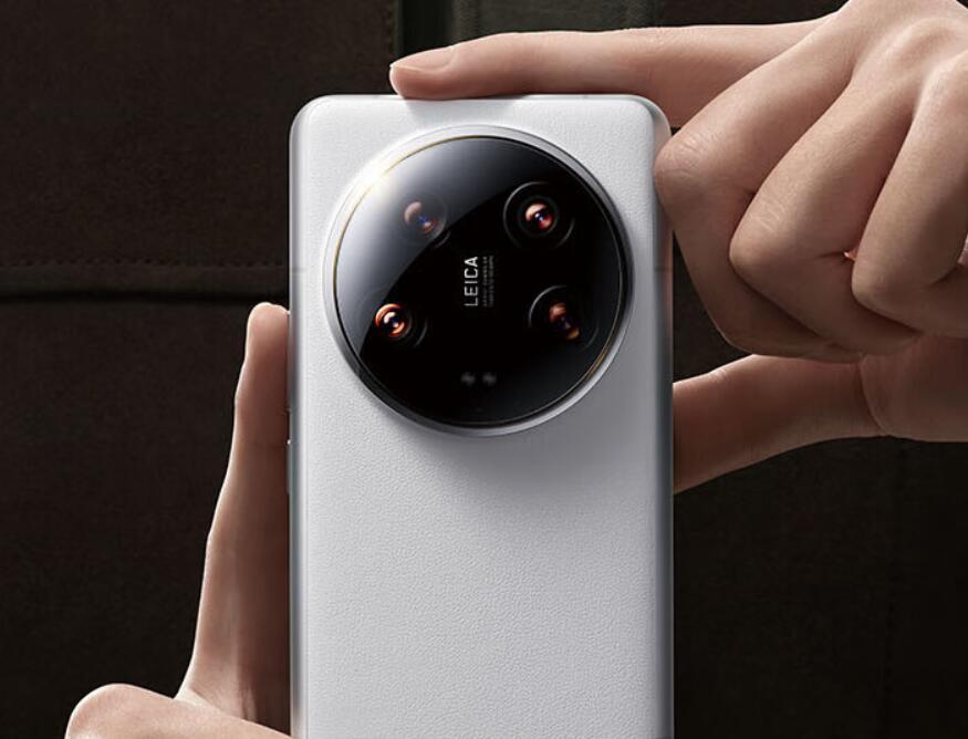 数码博主与数码哲学家眼中的真香手机有何不同？
「真香手机」是基于不同人需求的「真