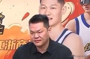 朱总回应了:可以聊聊。在解说CBA总决赛的过程中，对于哈登加盟广东宏远，朱芳雨做