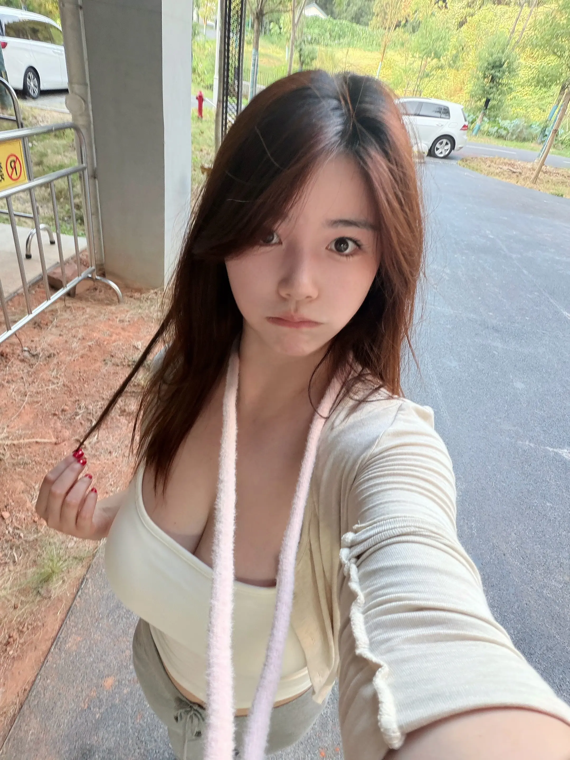 户外纯欲风 户外瑜伽裤穿搭 穿搭