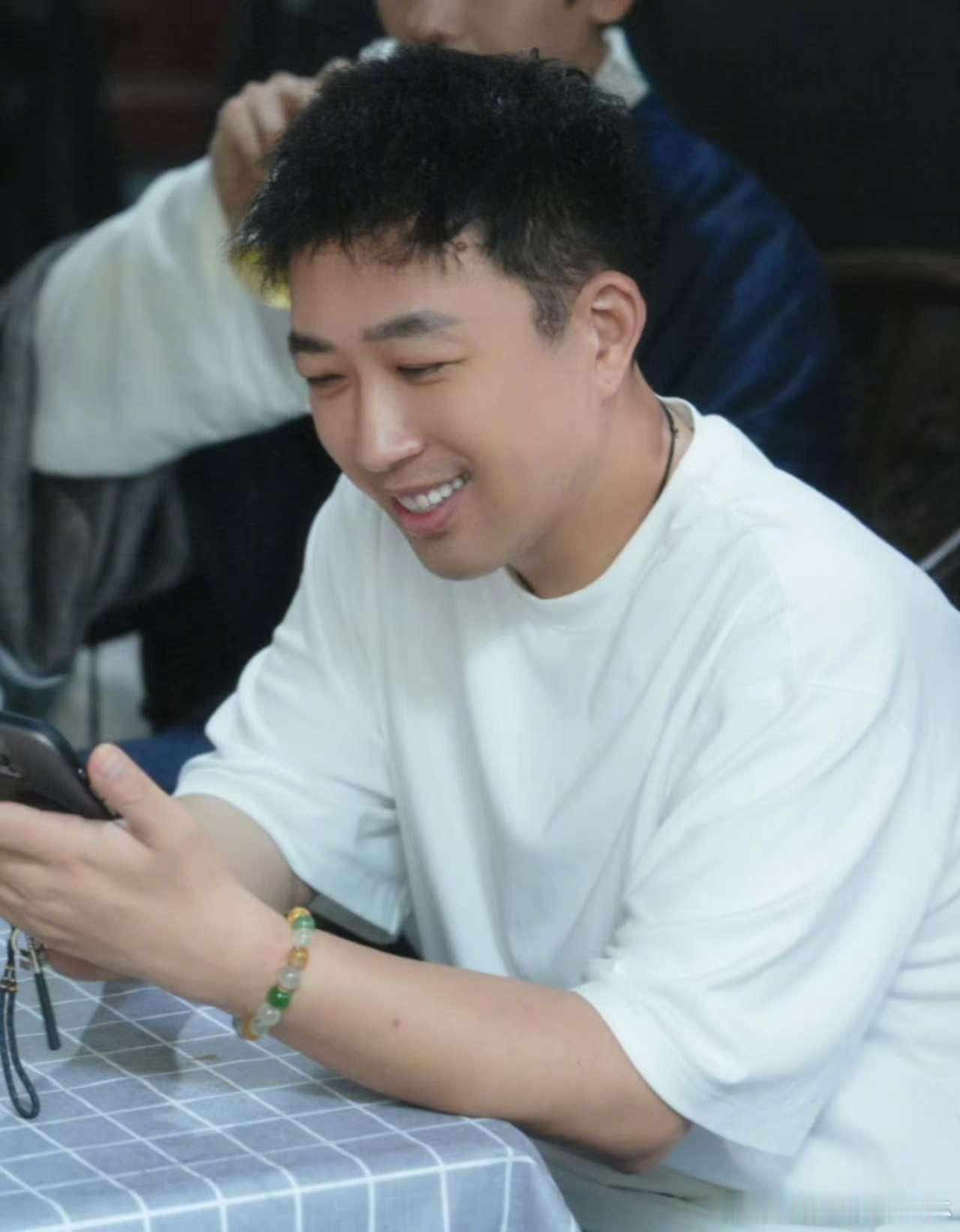 于正谁规定要言而有信的不要吃 ​​​