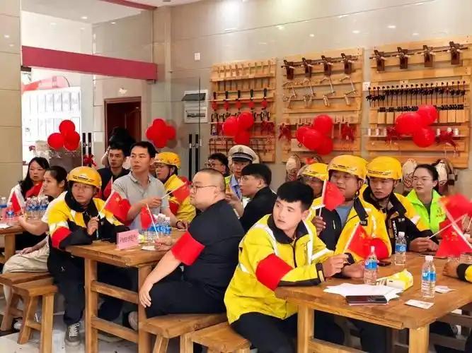 山东滨州市场监管局10名机关干部以普通骑手身份，在各大外卖平台沉浸式跑单14天，