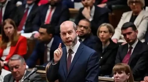 英国摆出 “拒不赔付” 的强硬态度回应中资赔偿诉求，宣称将独立核定损失，有损失才