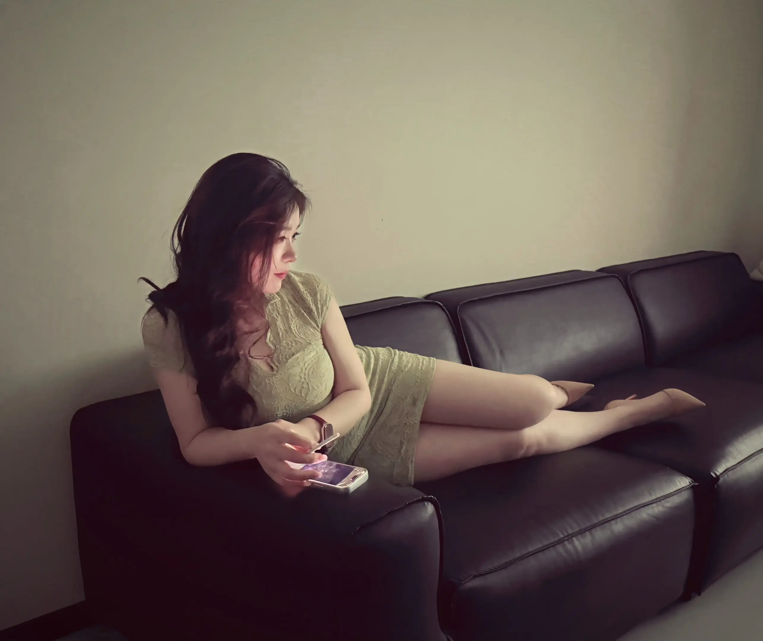 20岁，年轻 漂亮，错在哪。