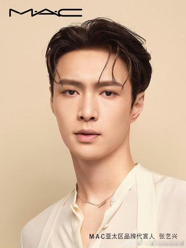 来看看 MAC 男代言人官宣海报，你pick 谁？[全力以赴]张艺兴 吴磊 王嘉