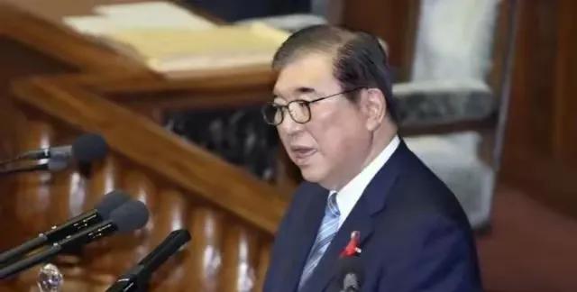 石破茂履新之初，两大举措震撼登场，其外交首秀竟选定老挝，此举颇为出人意料。紧接着