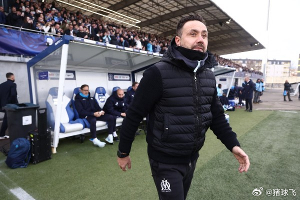 “热刺要白热化？”德泽尔比引旧将口水战，救火还是冒险？有传热刺准备邀请德泽尔比前