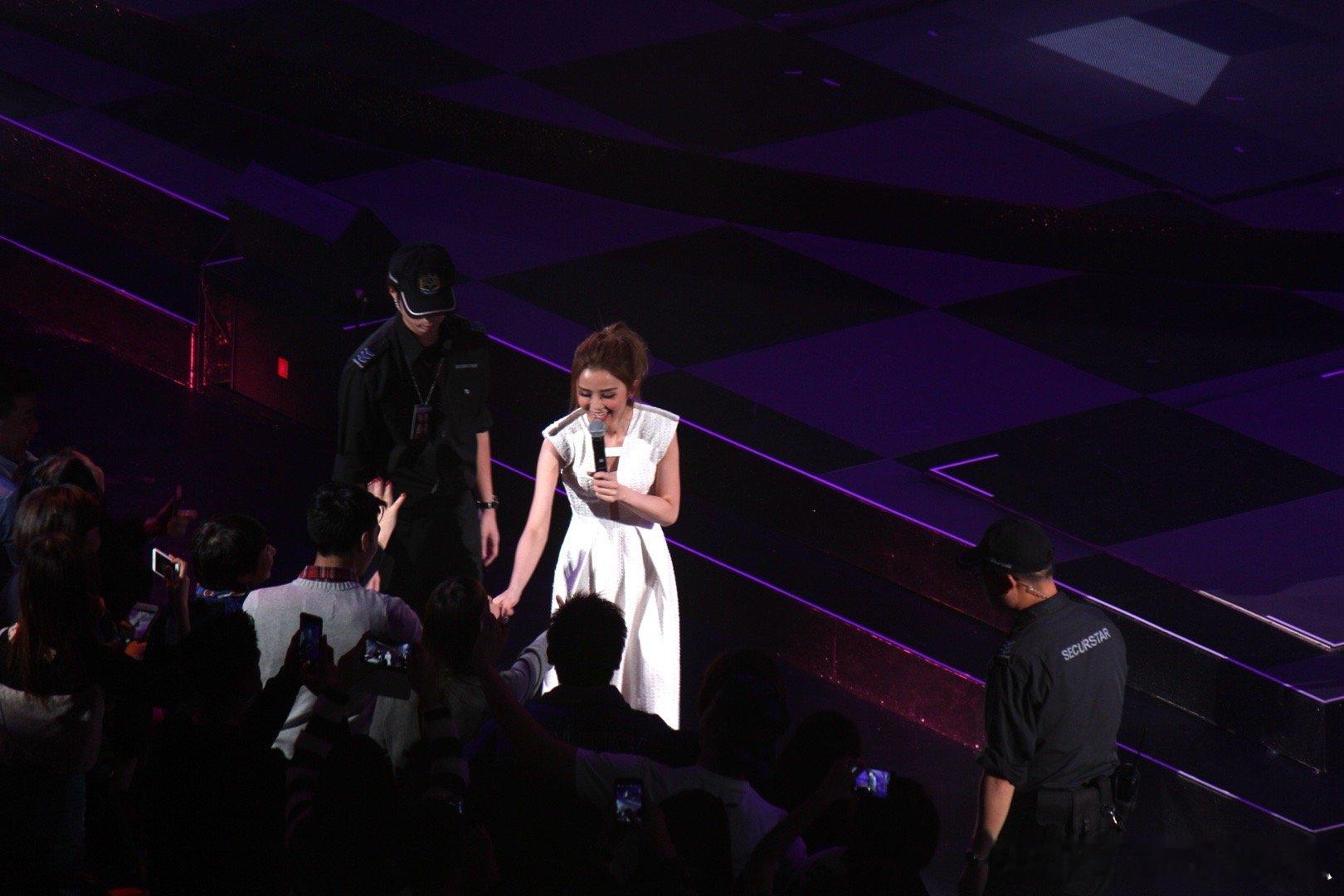 看到cwt 生子，马上想到认识他还是因为阿sa[允悲]10年前他俩分手我还特意跑