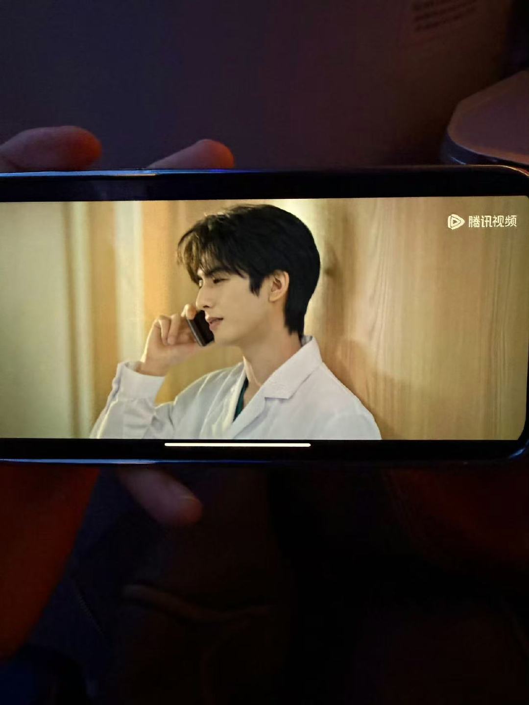 宋威龙飞机上信号不好宋威龙追骄阳似我🌳已经追起来啦 