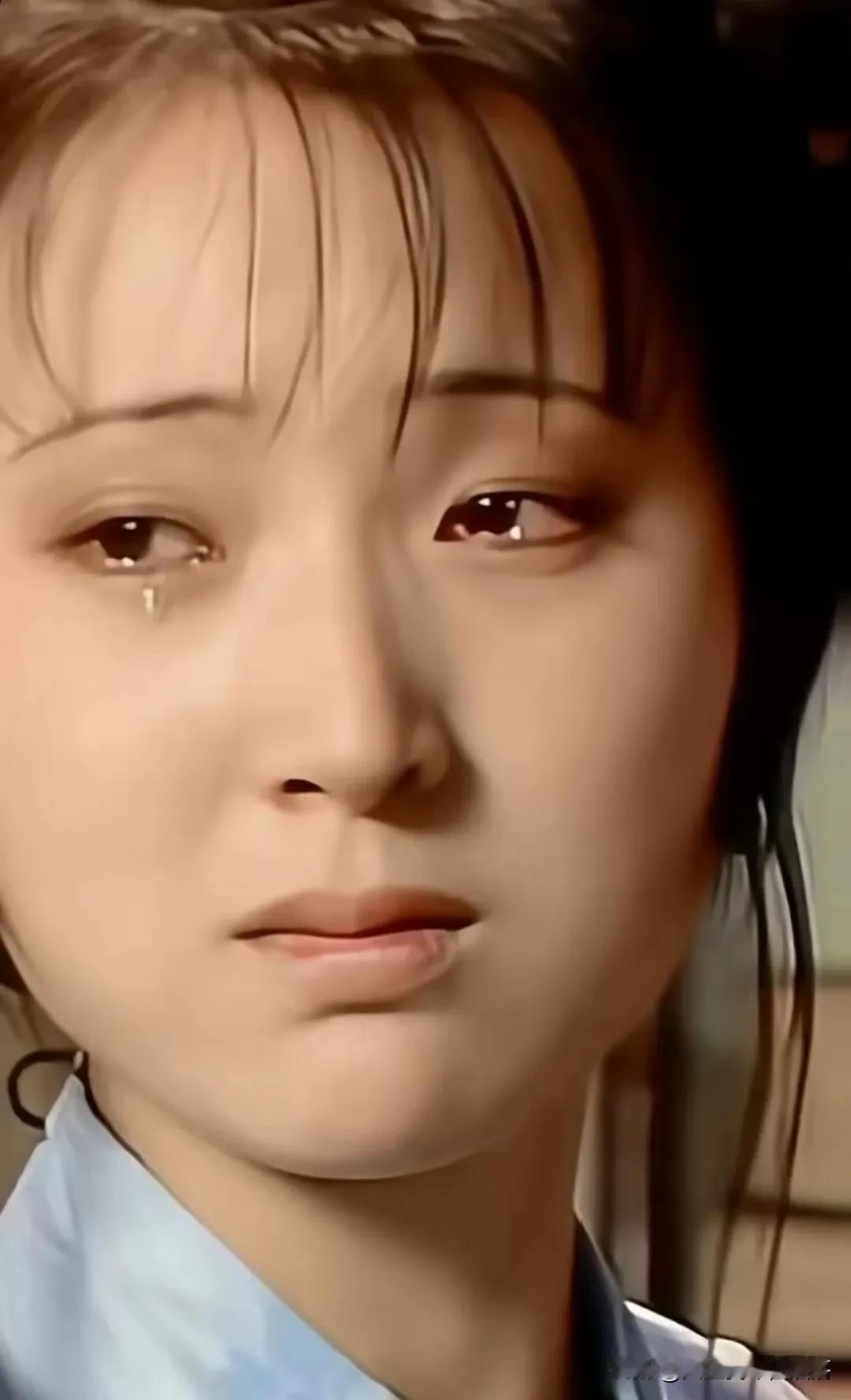 近日，一位网友在看完87版《红楼梦》后感慨地说：“陈晓旭是透支了东三省三百年温柔