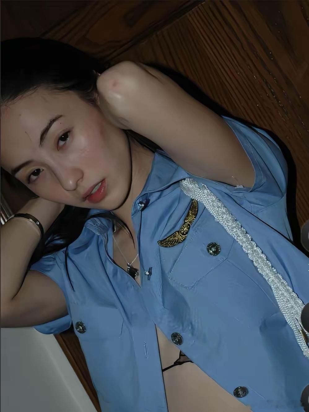 冠希没有拍照技术，拍出来也好看兄弟们，你们老婆和女朋友怪你们拍照技术不行吗？其实