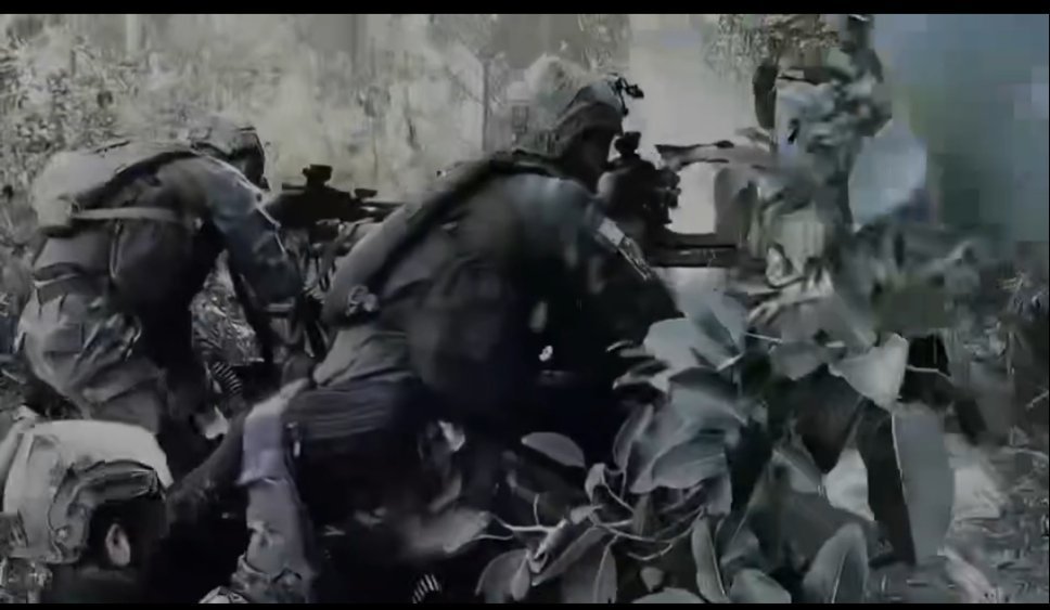 之前看泰国特战司攻坚677高地的视频的时候我就纳闷，这北极星全地形车架两只MAG