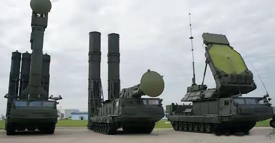 数百亿中俄武器为何挡不住美军？委内瑞拉事件揭秘，中国军售真相

​2026年1月