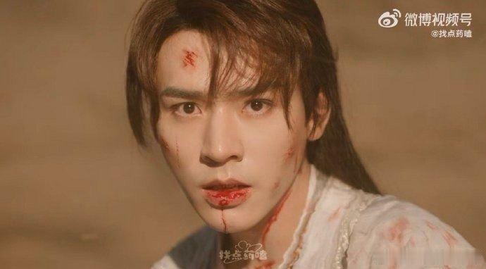 #东方月初越破碎越貌美#哈哈不愧是千古第一人东方月初，美貌智慧体力并存，破碎中带