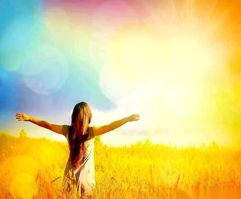 这张传得很火的“家庭位次表”，扯下了不少婚姻的遮羞布。
在男人的那份名单里，第一