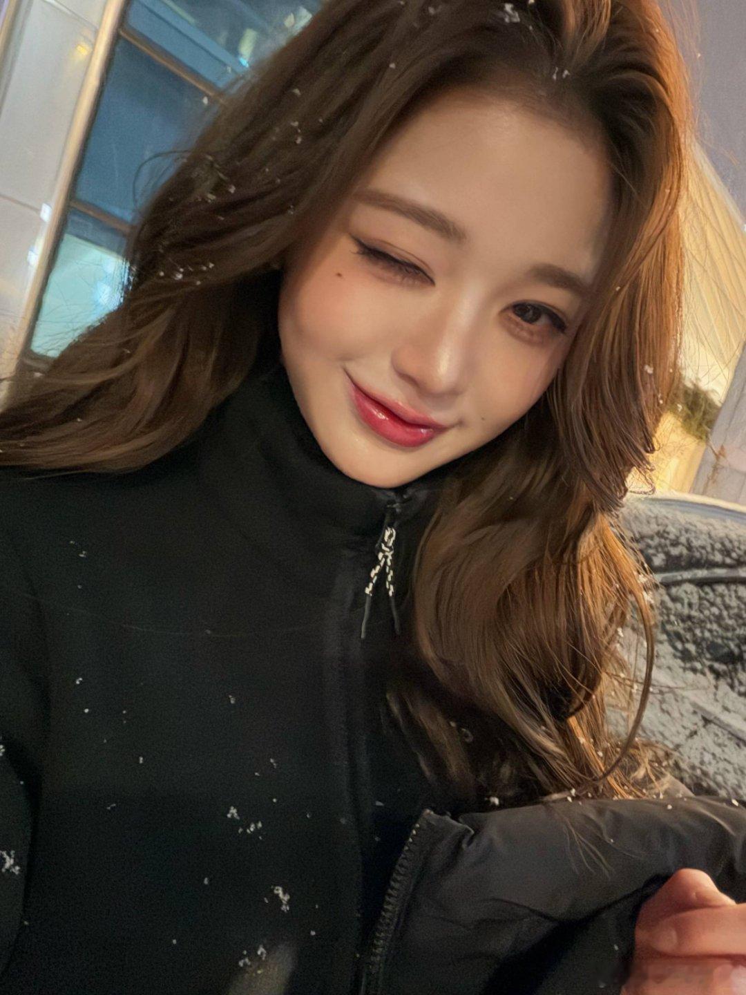 星船回应张元英创业问题：“FOREVER CHERRY”是品牌合作项目，不是张元