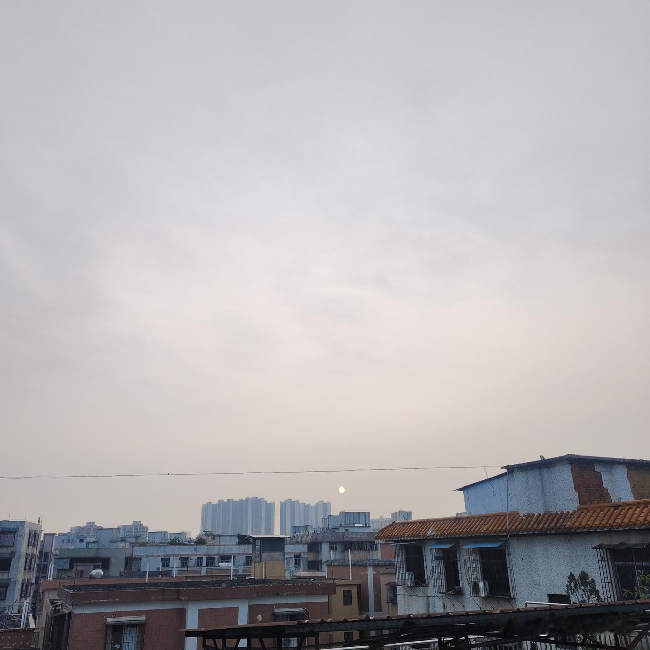朋友们！今天是正月初五了，年也过去了，外地务工者也快陆陆续续地返城了。中年大叔过