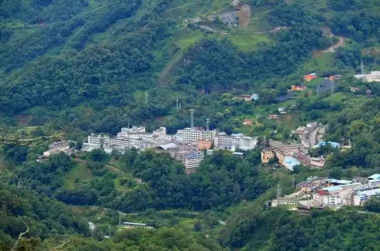 “这一次，中国是真的赚翻了！”我们不费一兵一卒，就夺回了这片被三国轮番占领了五十